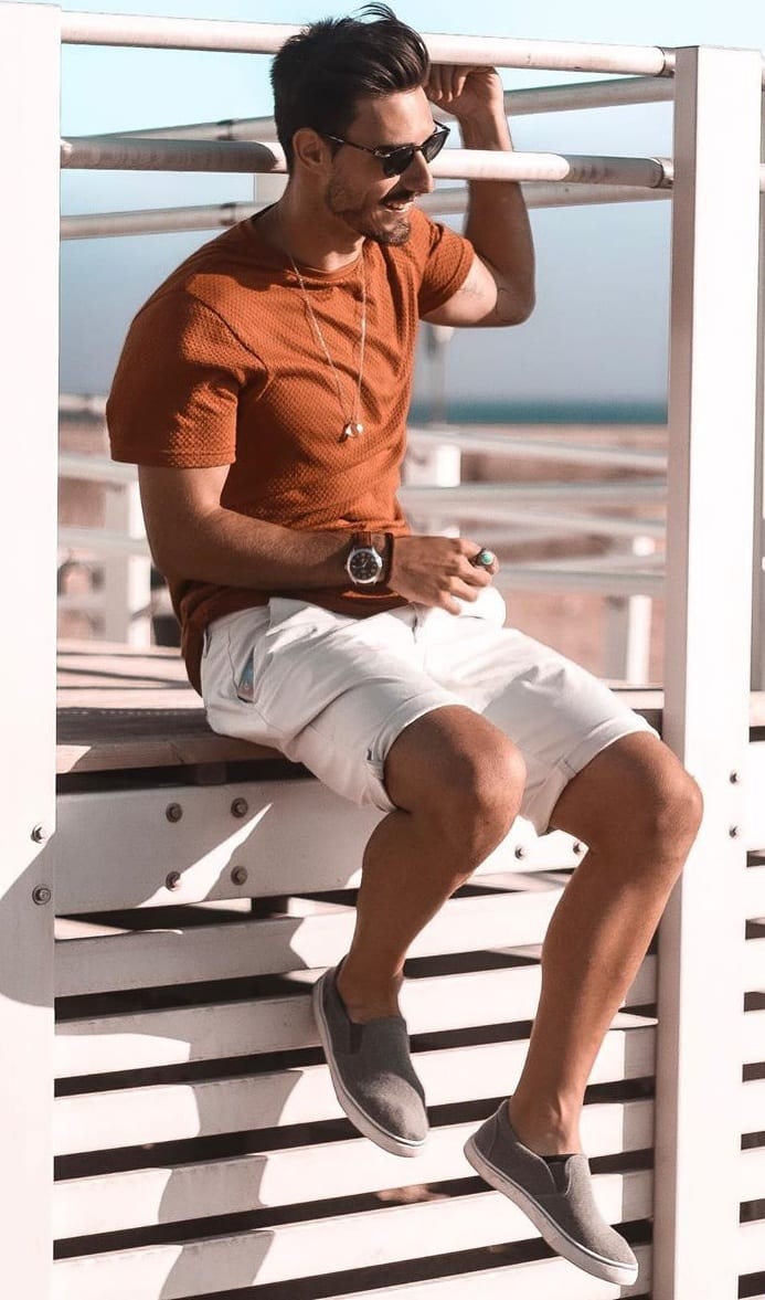 Brown-T-shirt-and-White-shorts-outfits ...