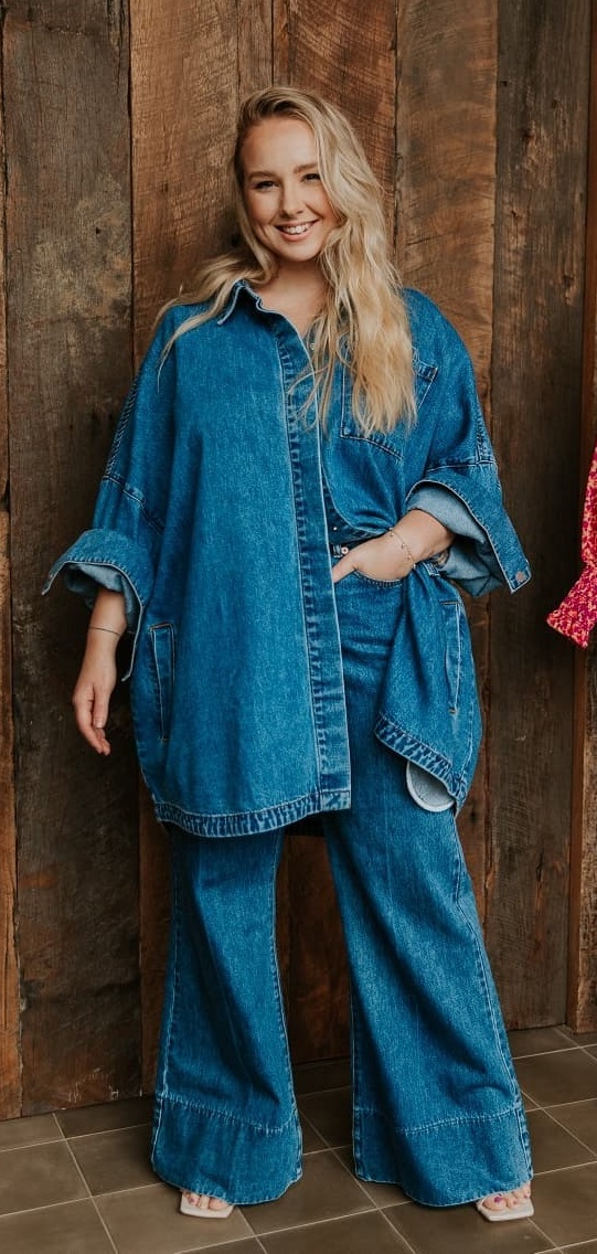JOSEFINA OVERSIZED DENIM SHIRT - CREAM