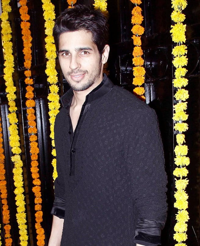 Siddarth malhotra in Lucknowi Kurtas