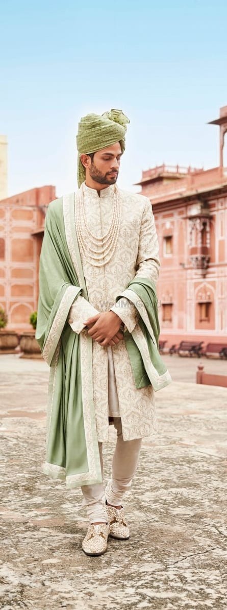 Destination Wedding Outfit ideas for men