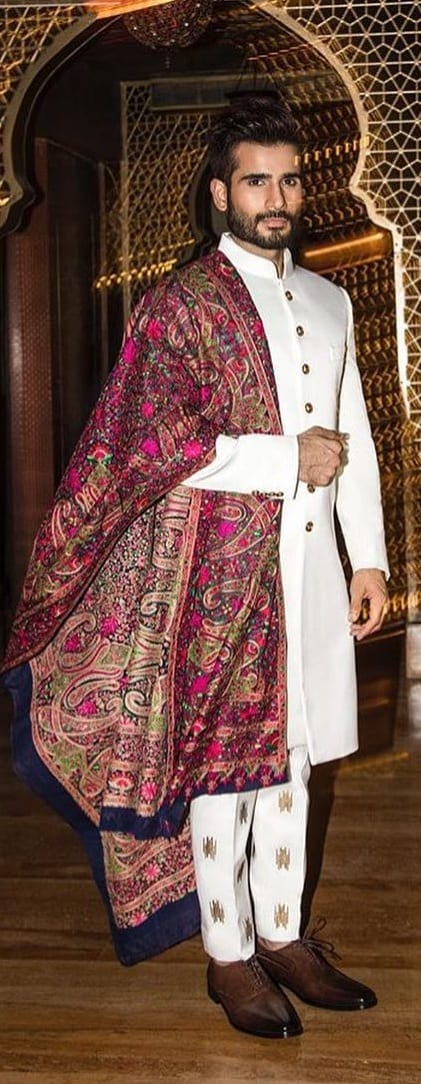 Sherwani Outfit Ideas For Men To Try