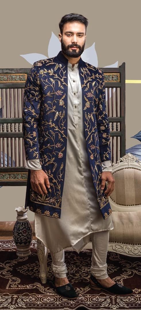 Stylish Sherwani Outfit Ideas For Men This Season