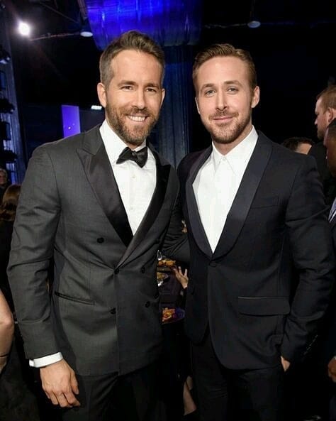 ryan reynolds & ryan gosling black suit look golden globes