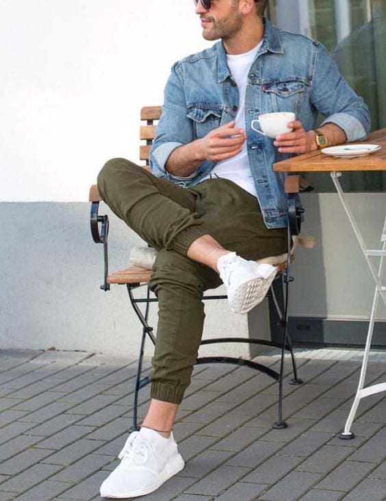 white sneaker casual look