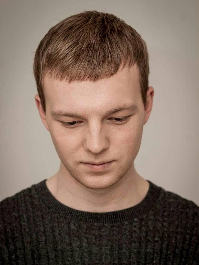 6 Simple And Clean Caesar Haircuts For Men - Men's ... (662 x 882 Pixel)