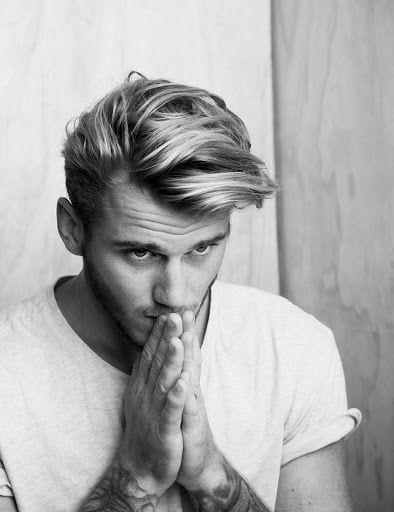 Medium Hairstyles For Men To Get A Professional Yet ... (394 x 512 Pixel)