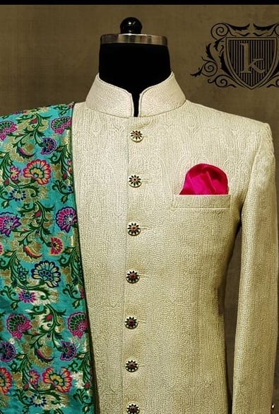 Pocket square for sangeet