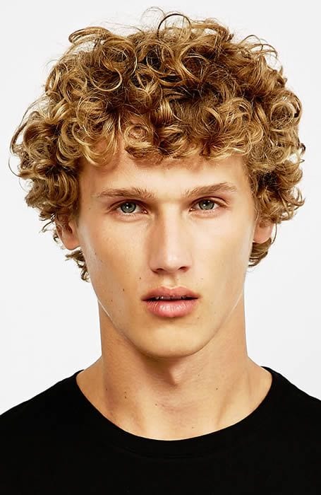 Messy hairstyle for men