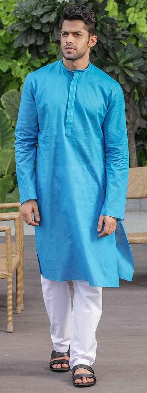 Simple Kurta Outfit Ideas For Men This Season