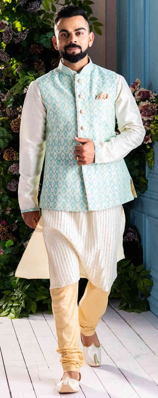 Stylish Kurta Outfit Ideas For Men This Season