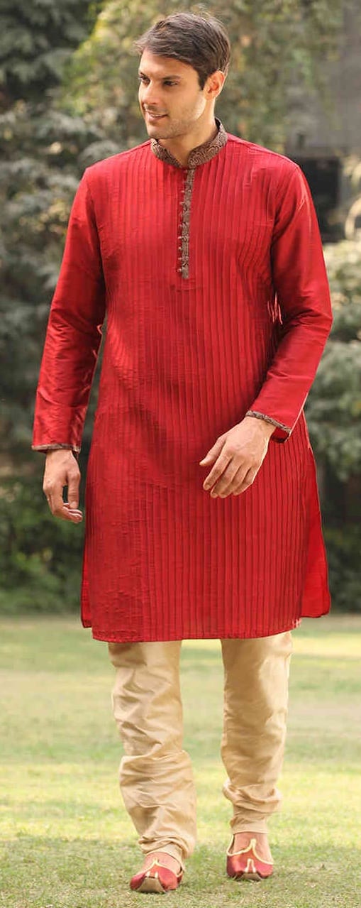 Trendy Kurta Outfit Ideas For Men This Festive Season