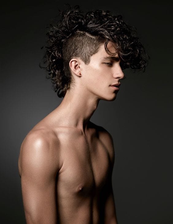 side part curly hair men