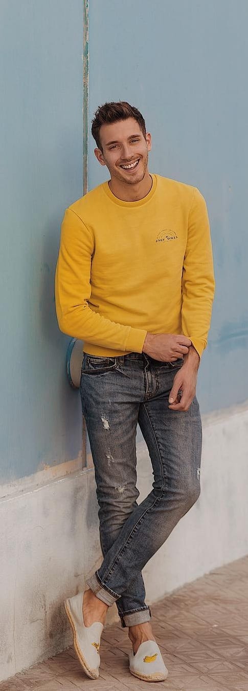 yellow tshirt and denim