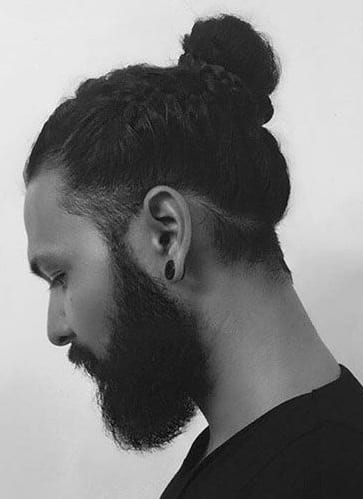 messy man bun