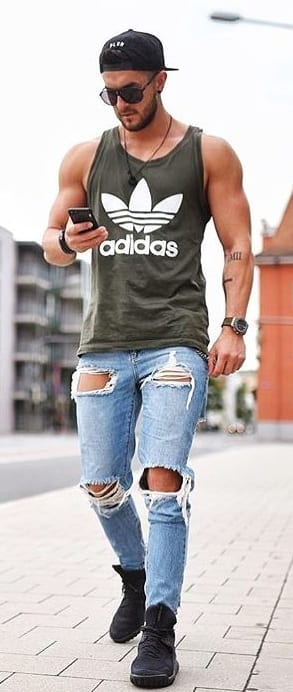 ripped jeans everyday outfit for men