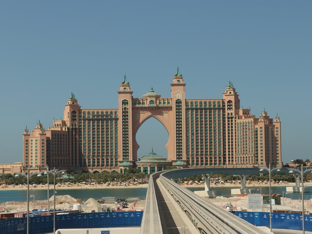 CATCH the monorail to dubai palm atlantis