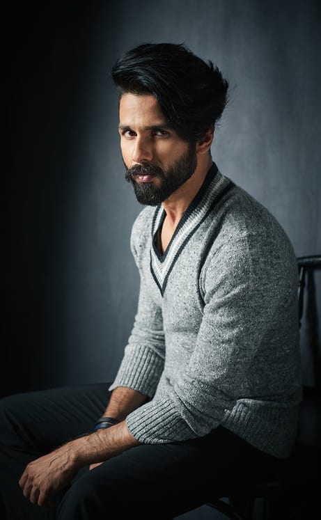 Shahid Kapoor stunning hairstyle