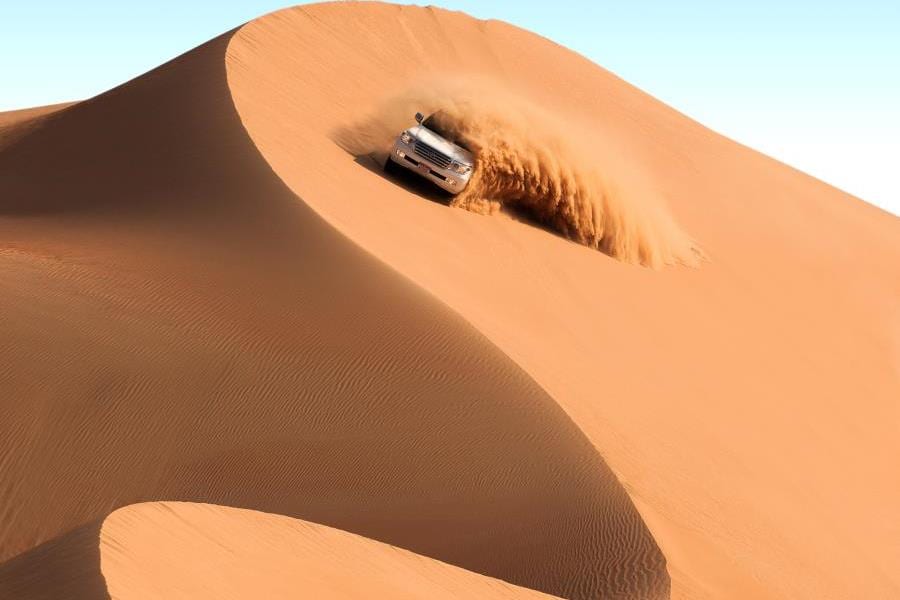 sand dune bashing in desert safari dubai