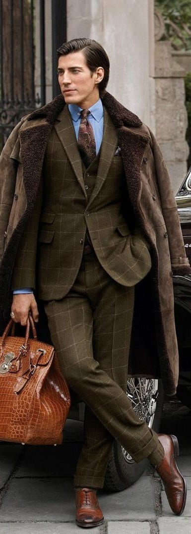 Sophisticated Tailored Suit For Men