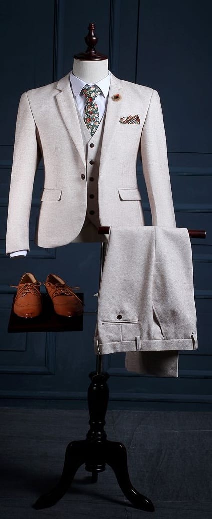Tailored Suit For Men To Try Now