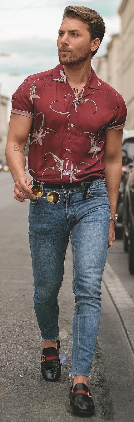 Printed Shirt With Jeans Outfit Ideas For Men