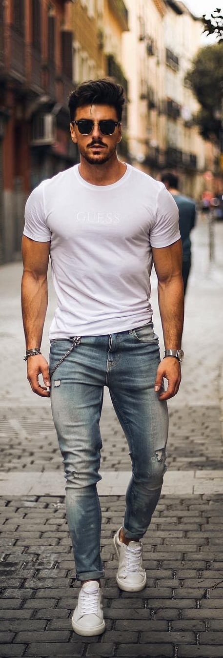 White T-shirt With Jeans Outfit Ideas For Men