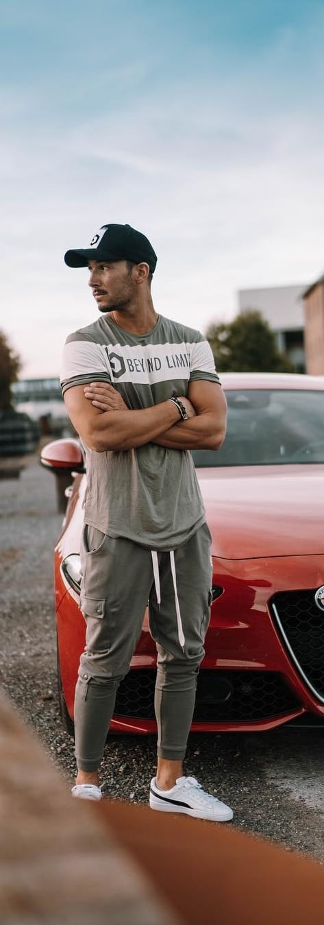 Cool Athleisure Outfit Ideas For Men To Try