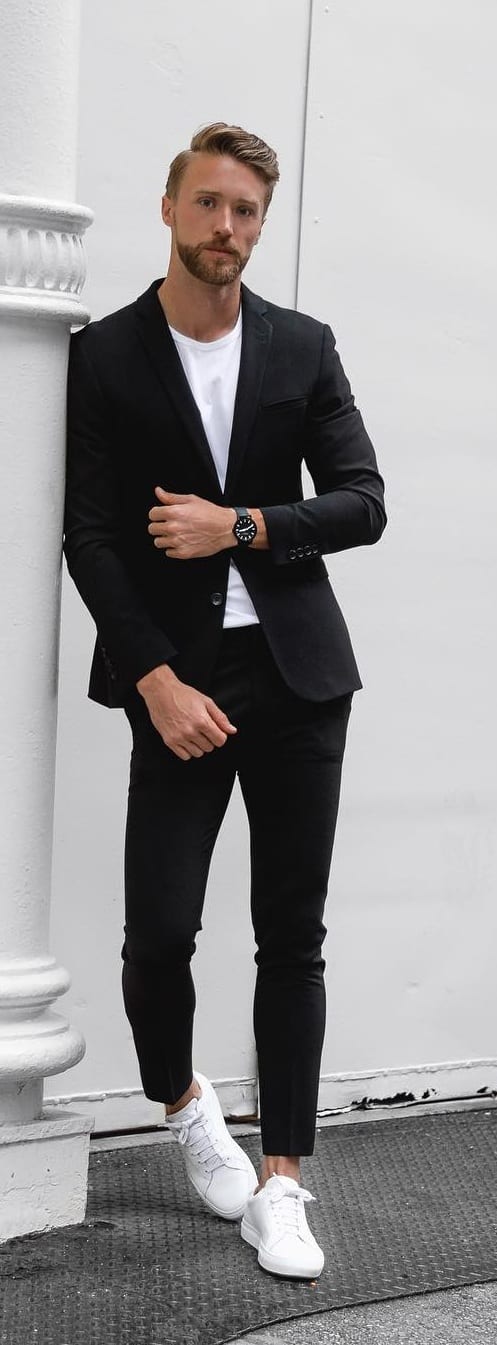 Guide On Things Men's Should Not Style On New Year Eve