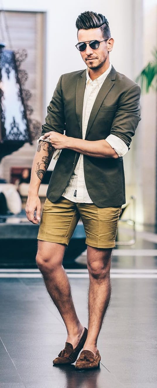 Stylish Short Suit Outfit Ideas For Men