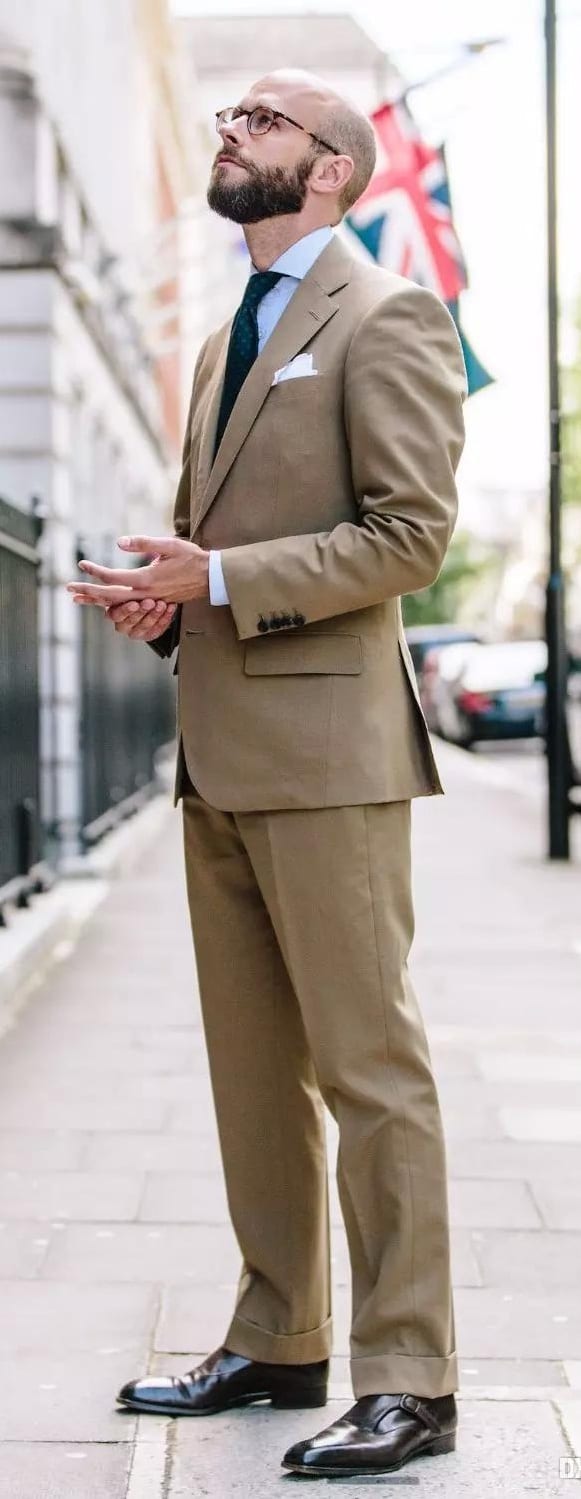 Stunning Khaki Suit Outfit Ideas For Guys