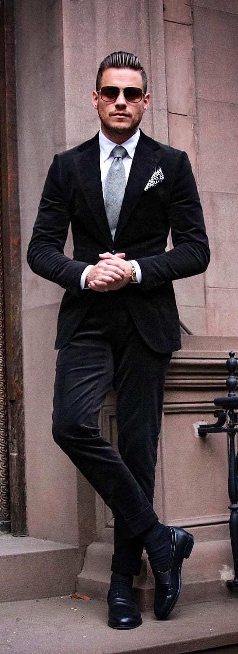 Stylish Black Suit Outfit Ideas For Men 2019