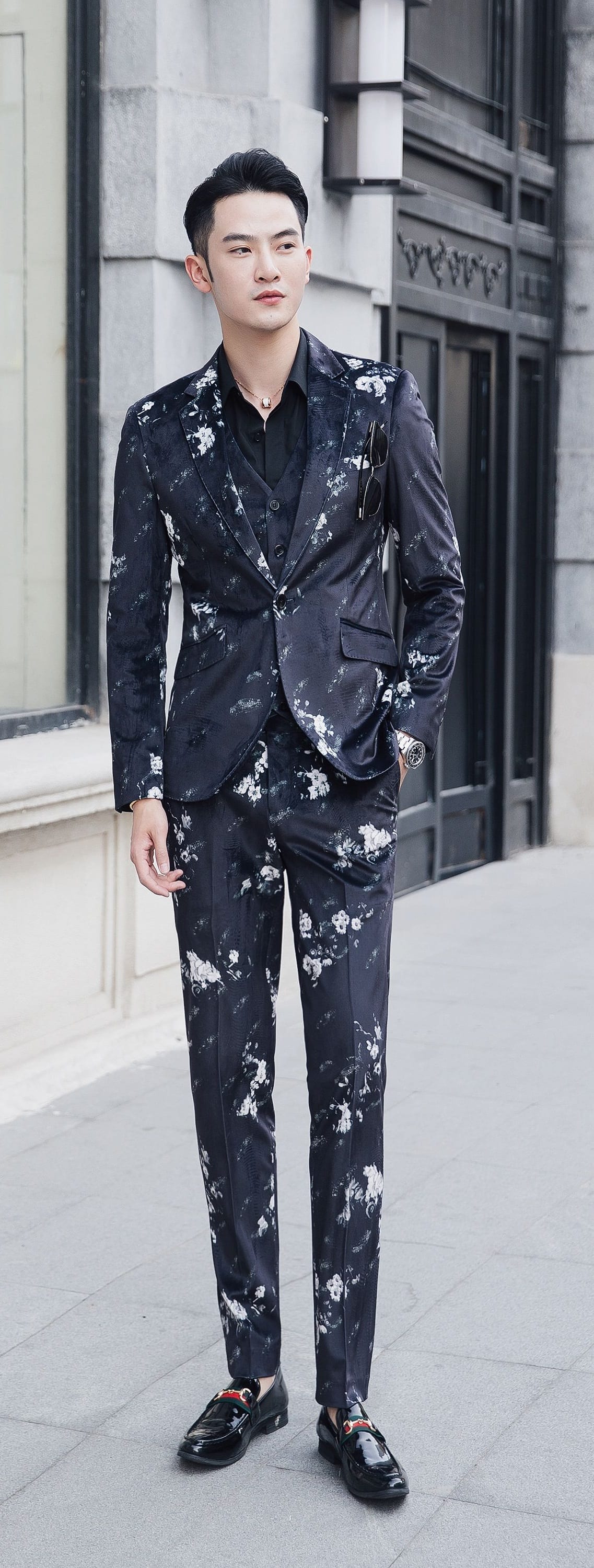 Summer Suits Ideas For Men To Try Now