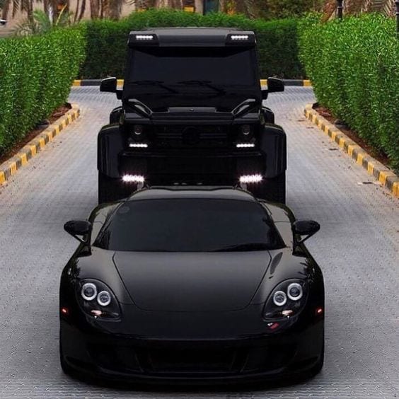 BLACK CARS WALLPAPER