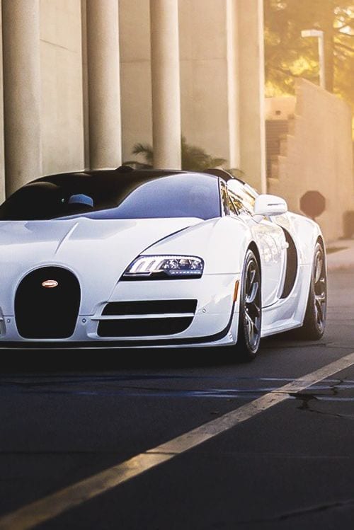 BUGATTI WHITE CHROME CAR