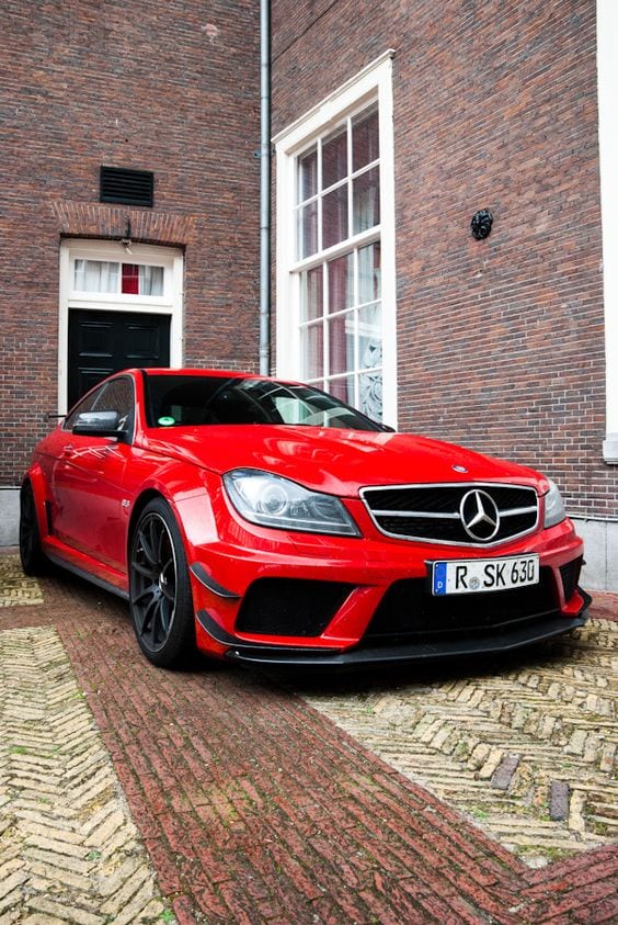 C63 AMG MERCEDES COUPE