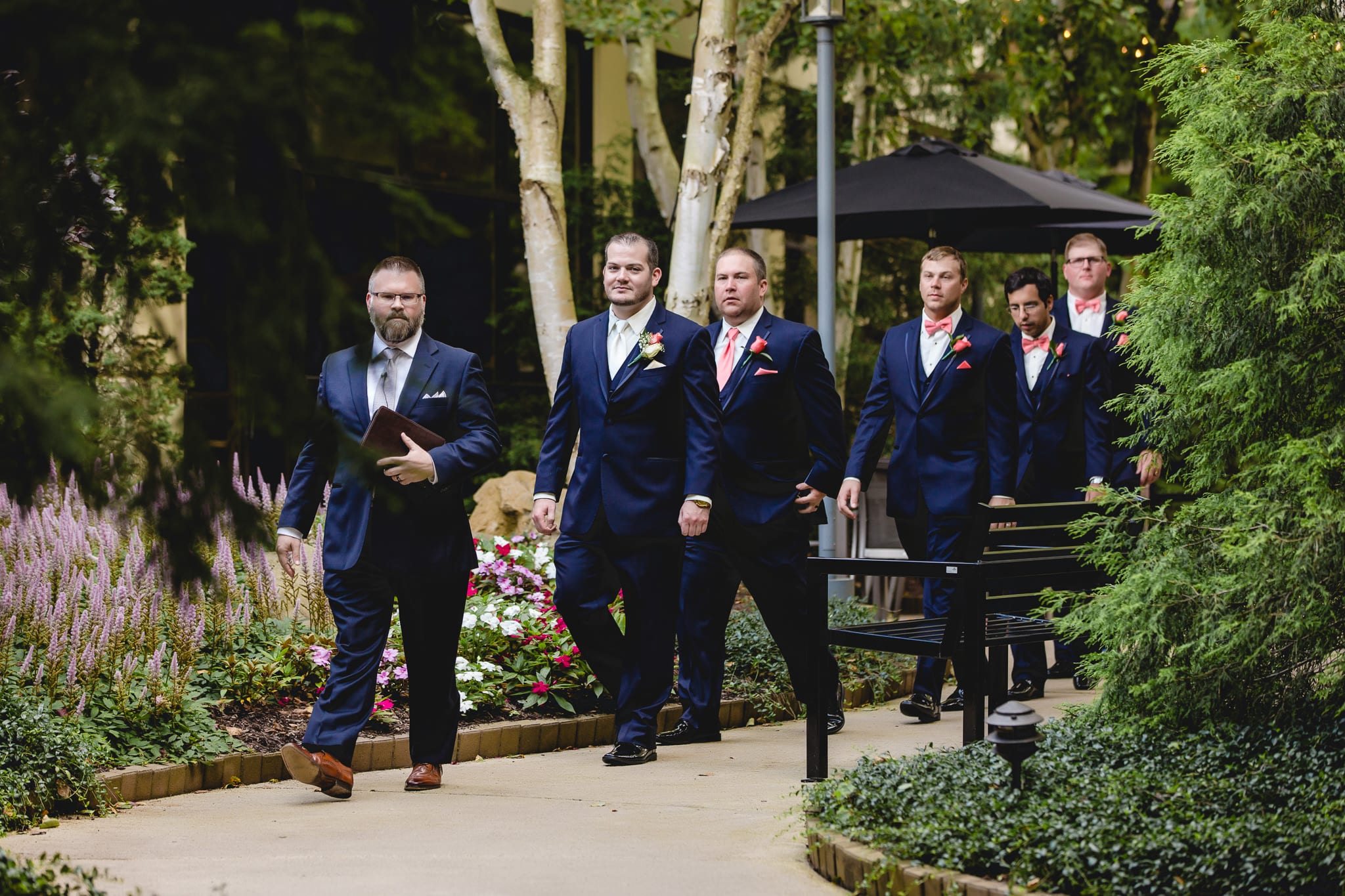 Cool Groomsmen Outfit Ideas