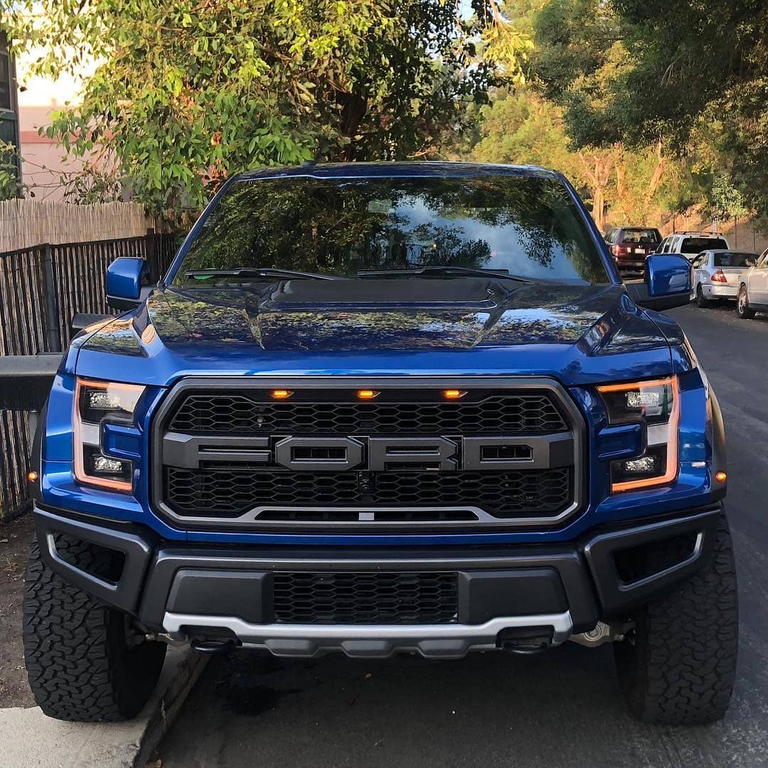 FORD F150 RAPTOR BLUE