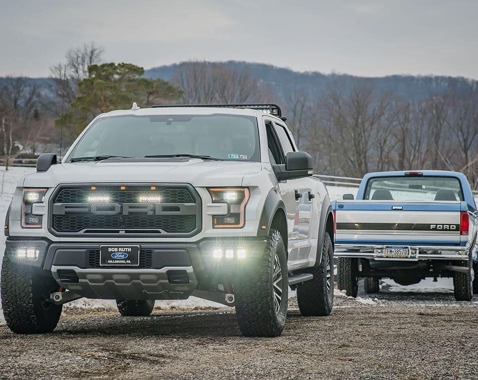 FORD F150 RAPTOR WHITE