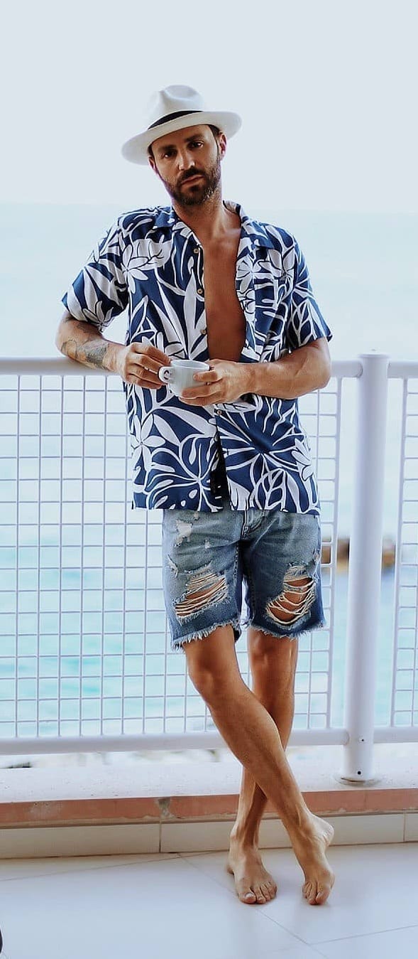 Hawaiian Outfit Ideas For Men In 2019