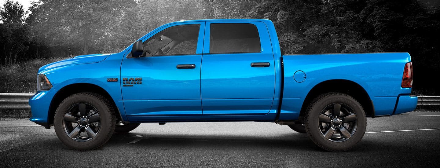 RAM 2019 BLUE TRUCK