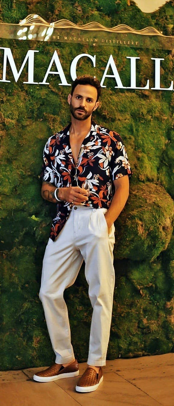 Stunning Hawaiian Outfit Ideas For Guys