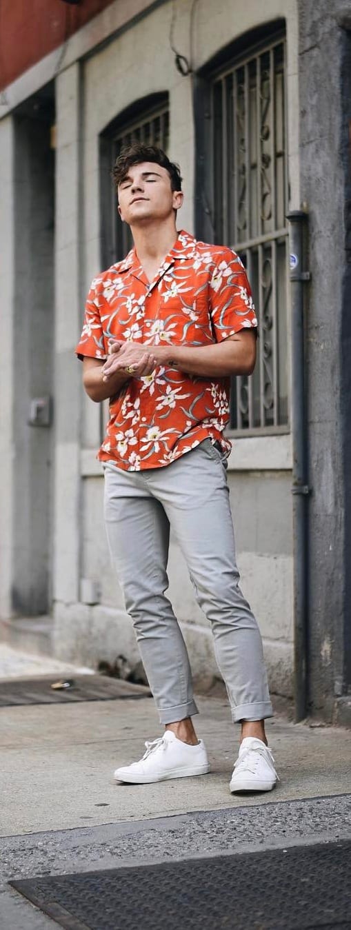 Trendy Hawaiian Outfit Ideas For Guys