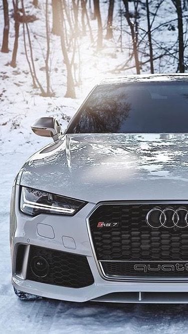 AUDI WHITE LUXURY CAR