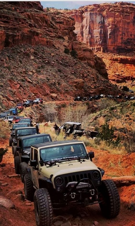 JEEP OFF ROADING CARSJEEP OFF ROADING CARS