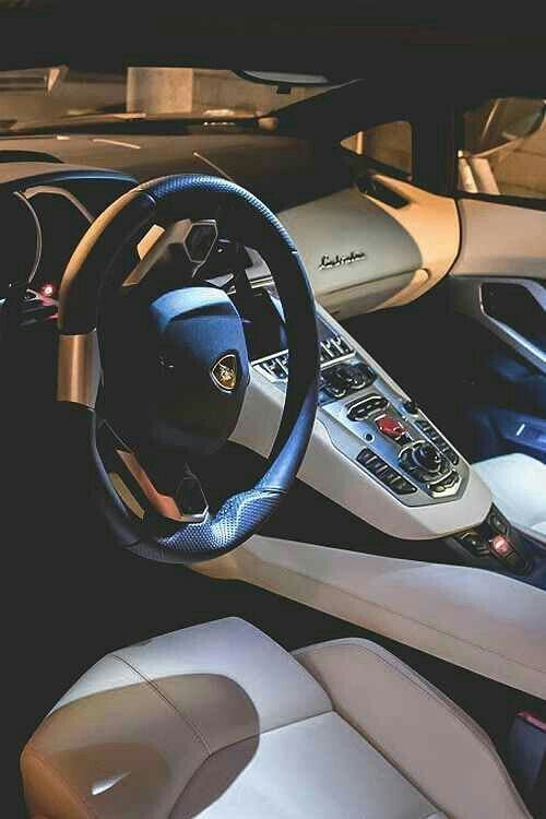 LAMBORGHINI INTERIOR LUXURIOUS