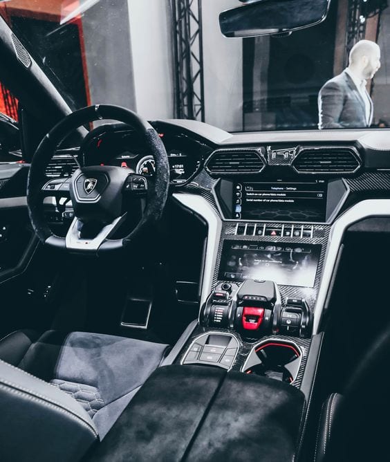 LAMBORGHINI INTERIOR URUS WALLPAPER