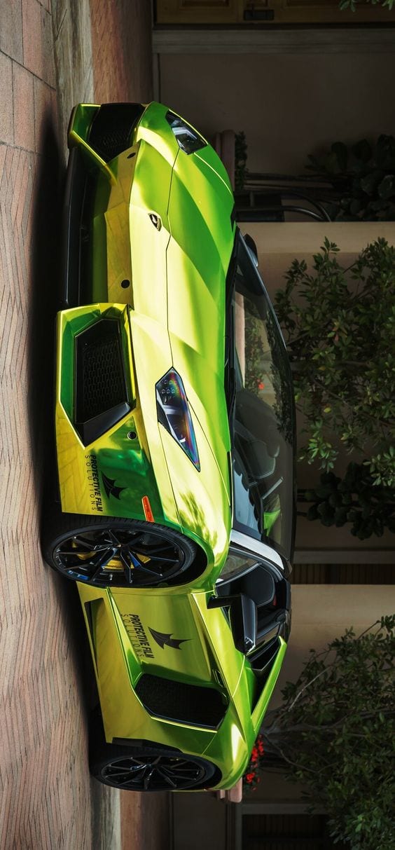 Lamborghini Aventador Chrome Lime