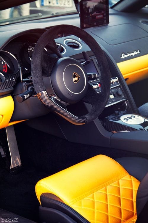 Lamborghini Gallardo INTERIOR