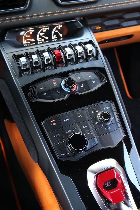 Lamborghini Huracan INTERIOR