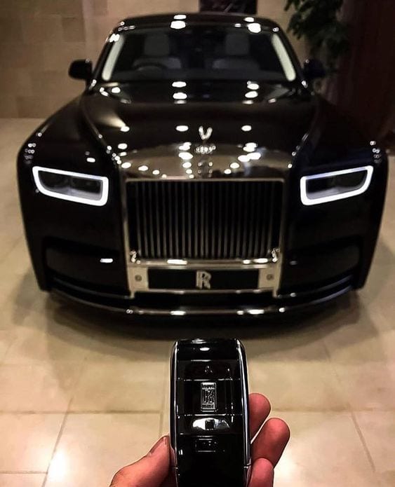 ROLLS ROYCE BLACK CHROME